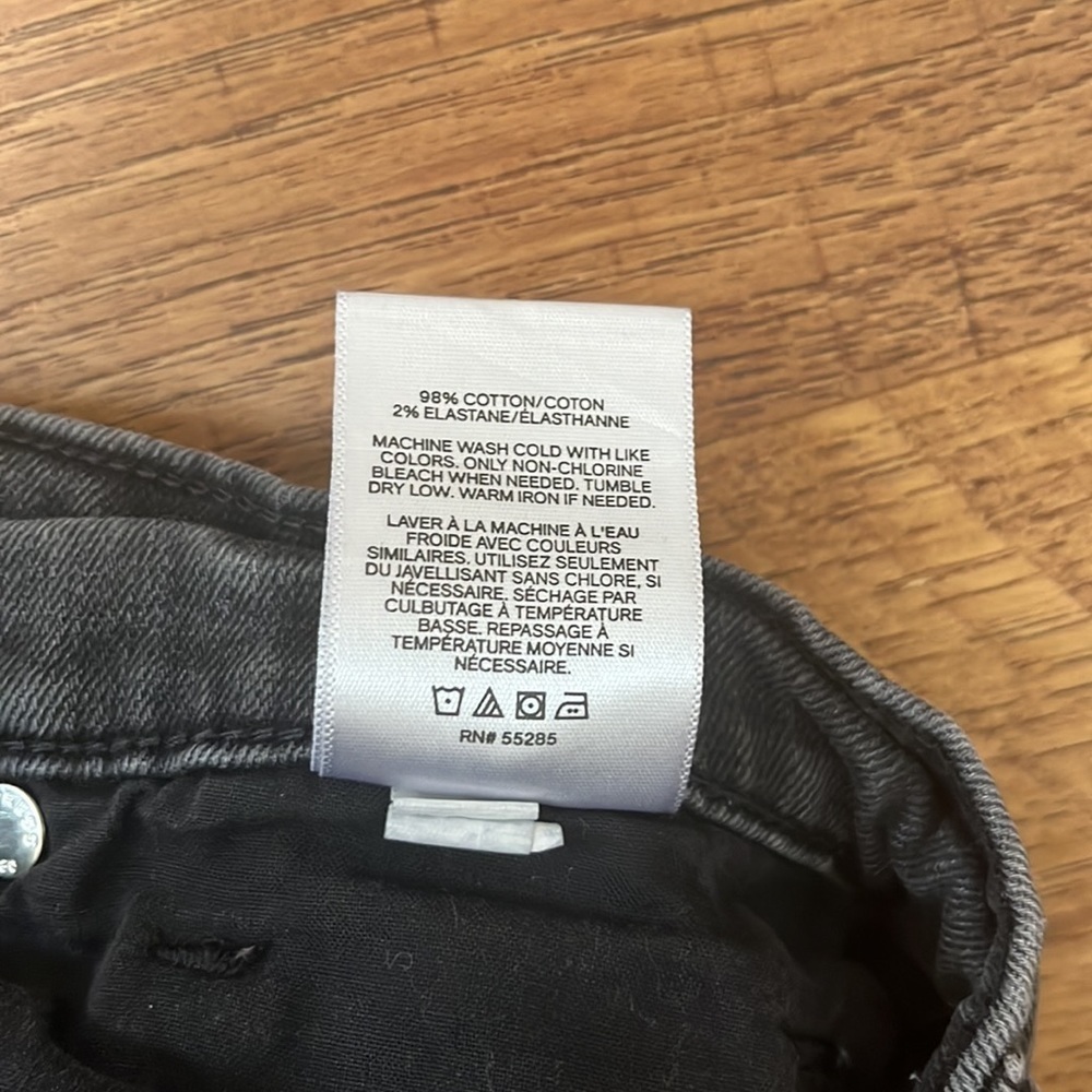 Express Women’s Black Denim Shortie High Rise Shorts Size 0 - Picture 4 of 9